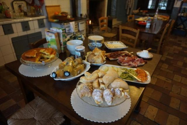 Palazzo De Fabritiis Bed & Breakfast Rosciano  Ngoại thất bức ảnh