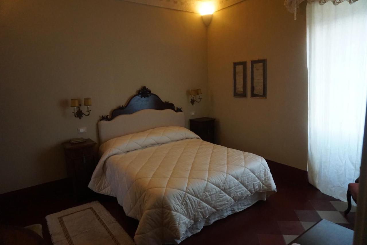 Palazzo De Fabritiis Bed & Breakfast Rosciano  Ngoại thất bức ảnh