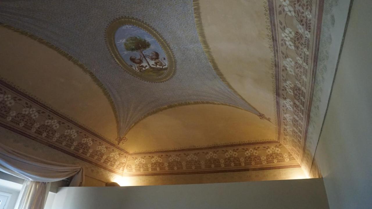 Palazzo De Fabritiis Bed & Breakfast Rosciano  Ngoại thất bức ảnh