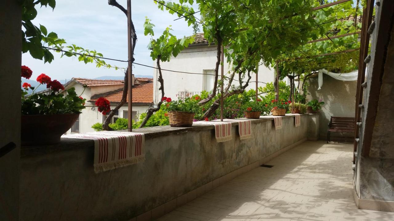 Palazzo De Fabritiis Bed & Breakfast Rosciano  Ngoại thất bức ảnh